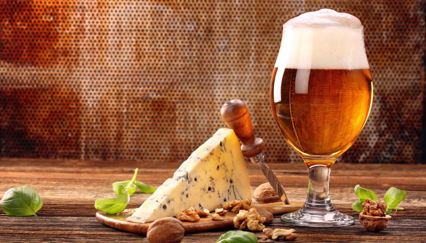 Clases de cervezas y quesos maduros: Elementos que armonizan en el paladar